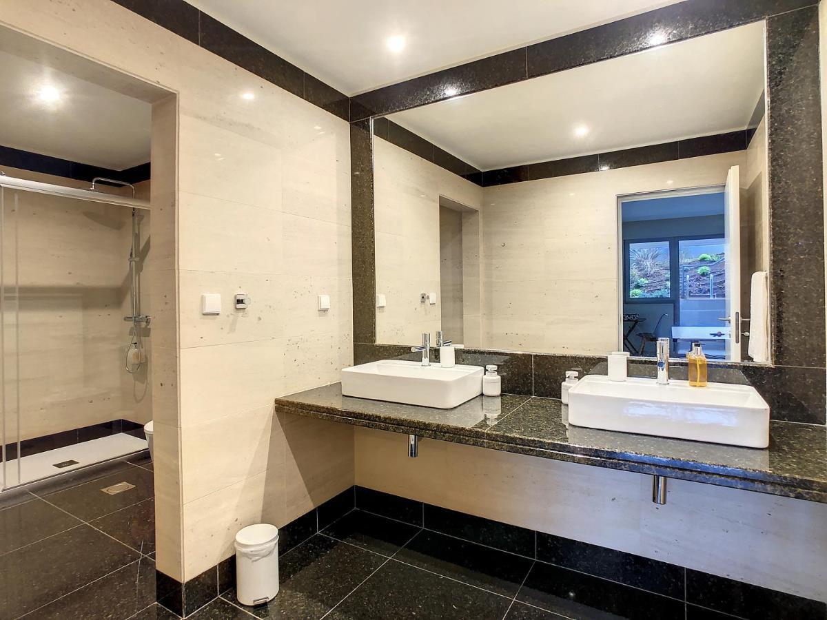 Over The Cliff Apartment By Lovelystay Funchal  Eksteriør bilde